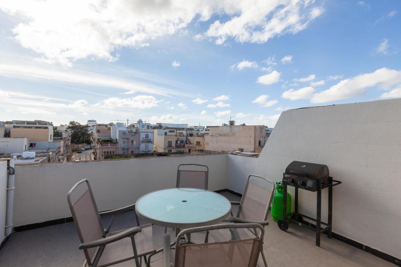 83/3-Lovely 1 Bedroom Penthouse Birkirkara Exterior photo
